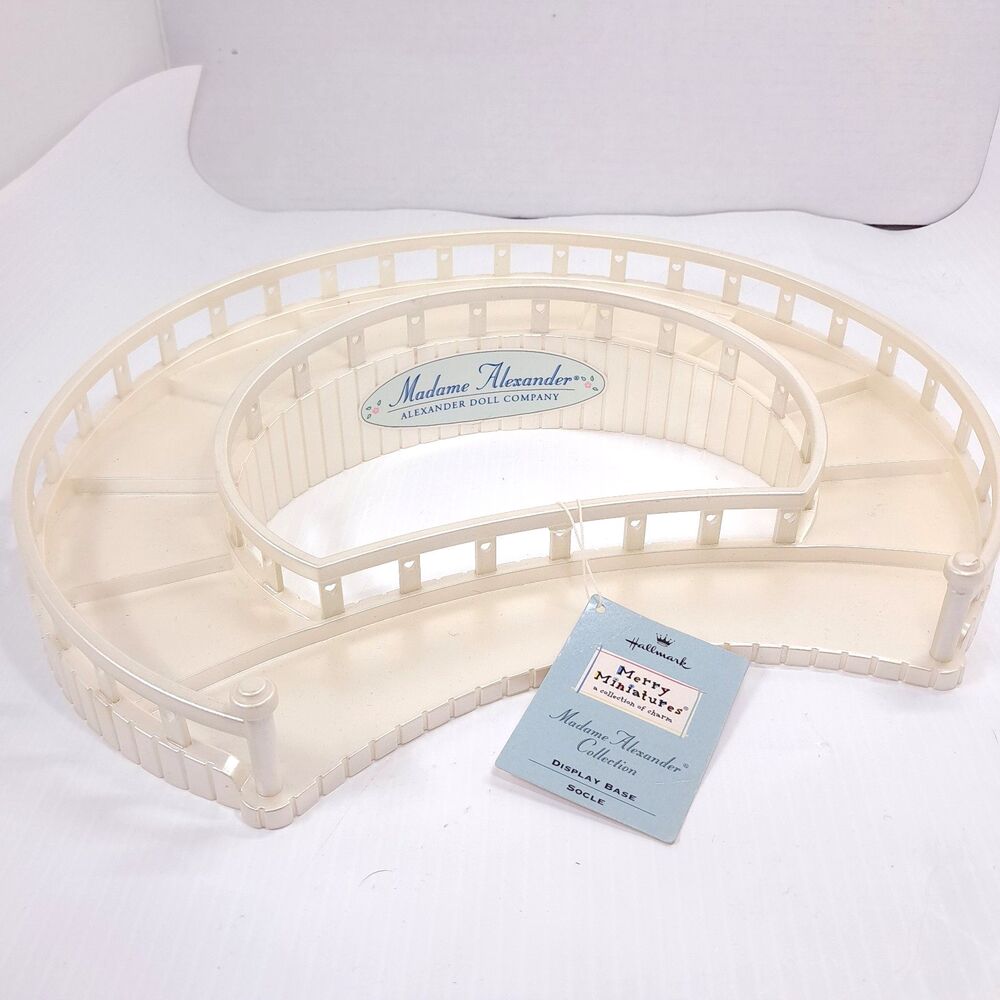 Vintage Hallmark Merry Miniatures Madame Alexander doll Display Base stair Stand